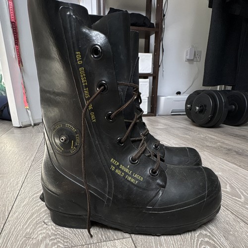 Bunny boots mickey - bunny,